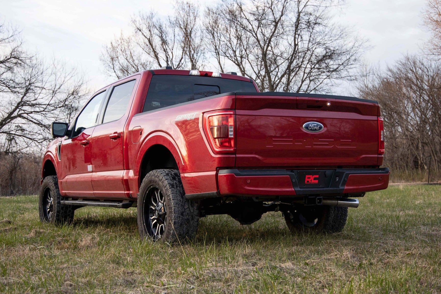 Rough Country | Lift Kits|Suspension|Suspension / Steering / Brakes | 3 Inch Lift Kit Fabbed UCA N3 Struts 2021 Ford F-150 4WD Rough Country | 57731A