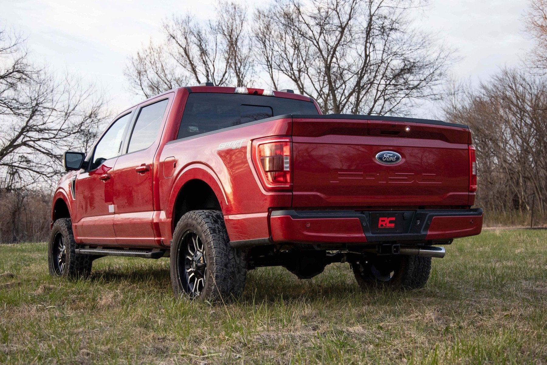 Rough Country | Lift Kits|Suspension|Suspension / Steering / Brakes | F-150 3 Inch Lift Kit Bolt On w/N3 Struts and V2 Shocks 2021 F-150 4WD Rough Country | 57770