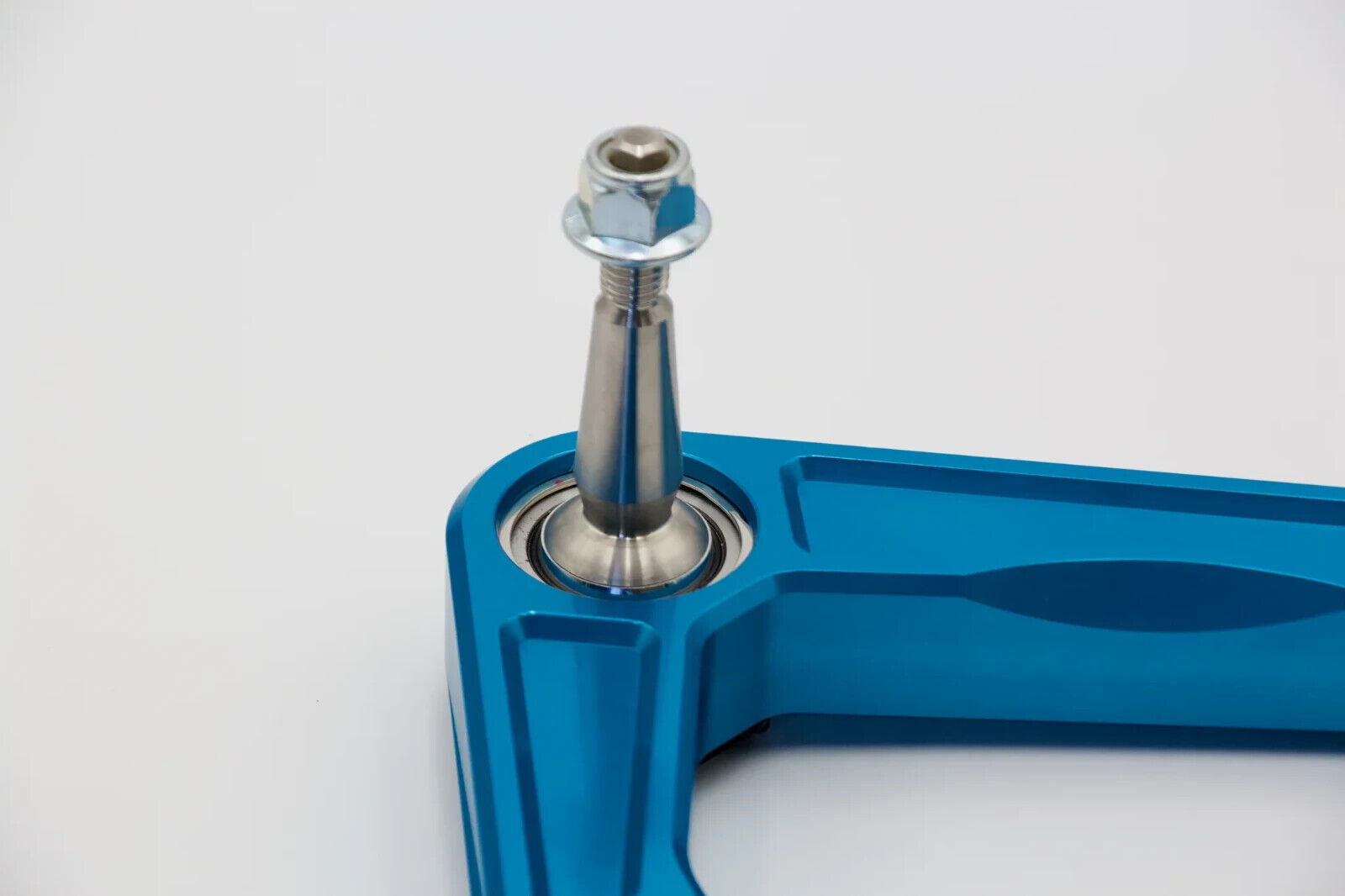 Elevate | UPPER CONTROL ARM | Blue Billet Uniball UCA, 2019+ GM1500 2/4WD