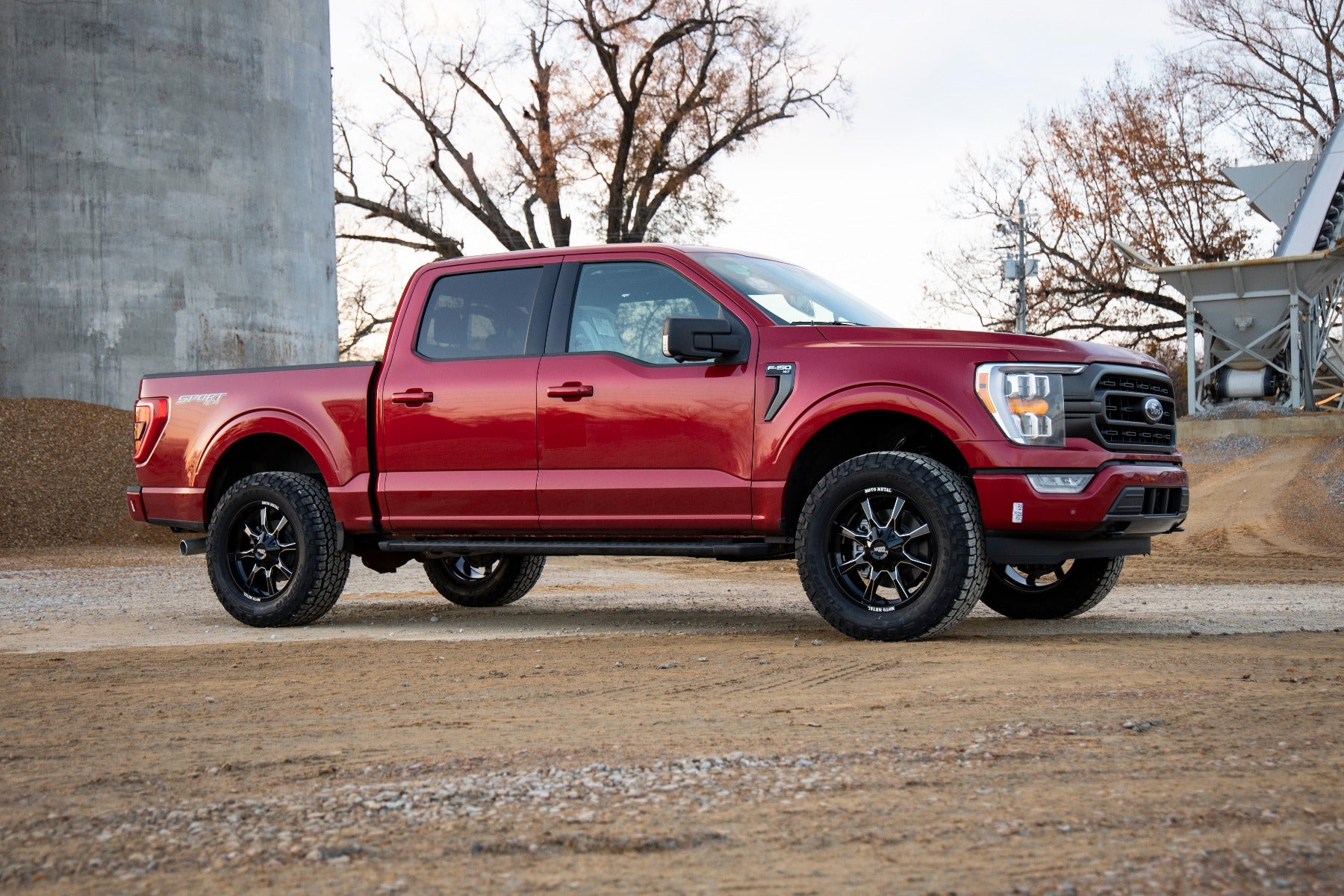 Rough Country | Lift Kits | 2.0 Inch Ford Leveling Lift Kit w/Vertex For 2021 F-150 Rough Country | 58650