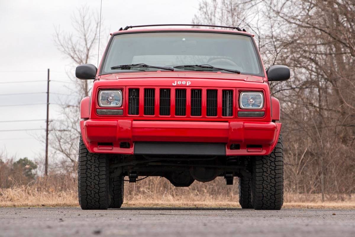 Rough Country | Lift Kits | Jeep Cherokee XJ 3 Inch Series II Suspension Lift Kit w/V2 Shocks Leaf Springs For 84-01 Jeep Cherokee XJ Rough Country | 630X70