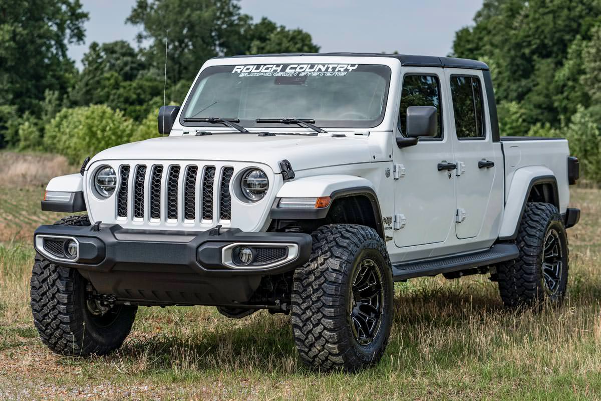 Rough Country | Lift Kits|Suspension|Suspension / Steering / Brakes | 2.5 Inch Jeep Suspension Lift Kit Springs 2020 JT Gladiator Rough Country | 64830A