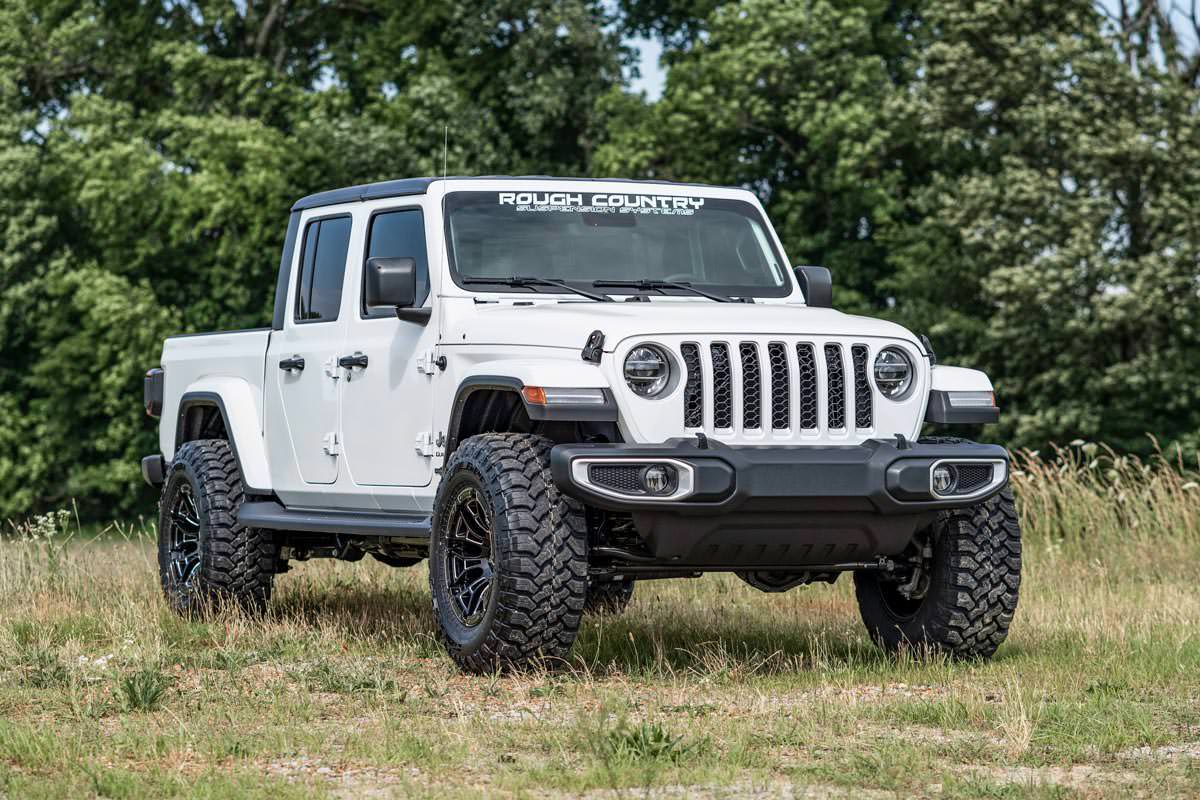 Rough Country | Lift Kits|Suspension|Suspension / Steering / Brakes | 2.5 Inch Jeep Suspension Lift Kit Springs 2020 JT Gladiator Rough Country | 64830A