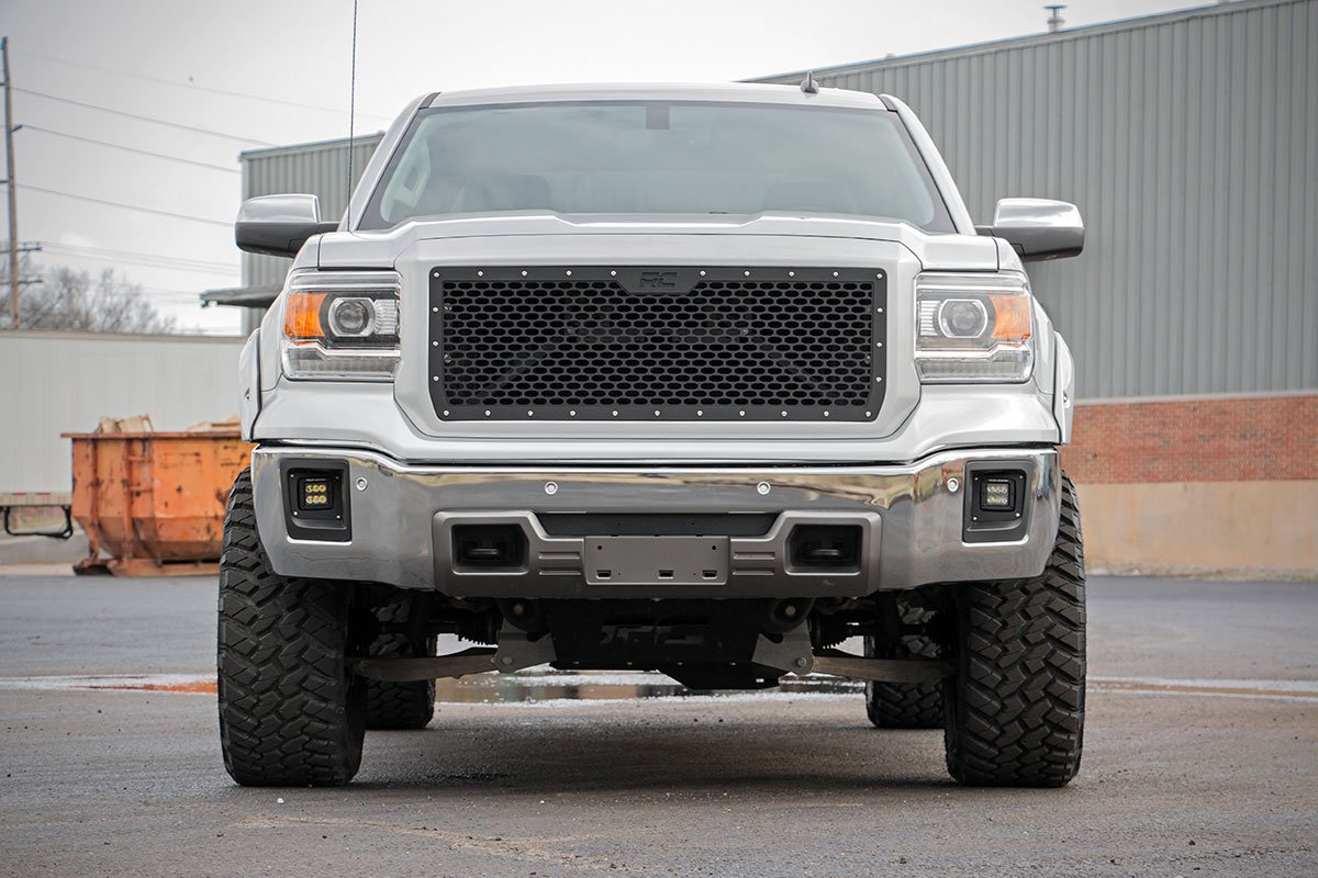 Rough Country | Grilles|Body & Frame|Exterior Parts & Car Care | Sierra Mesh Grille 14-15 1500 Sierra Black Powdercoat Stainless Steel Hardware Rough Country | 70188
