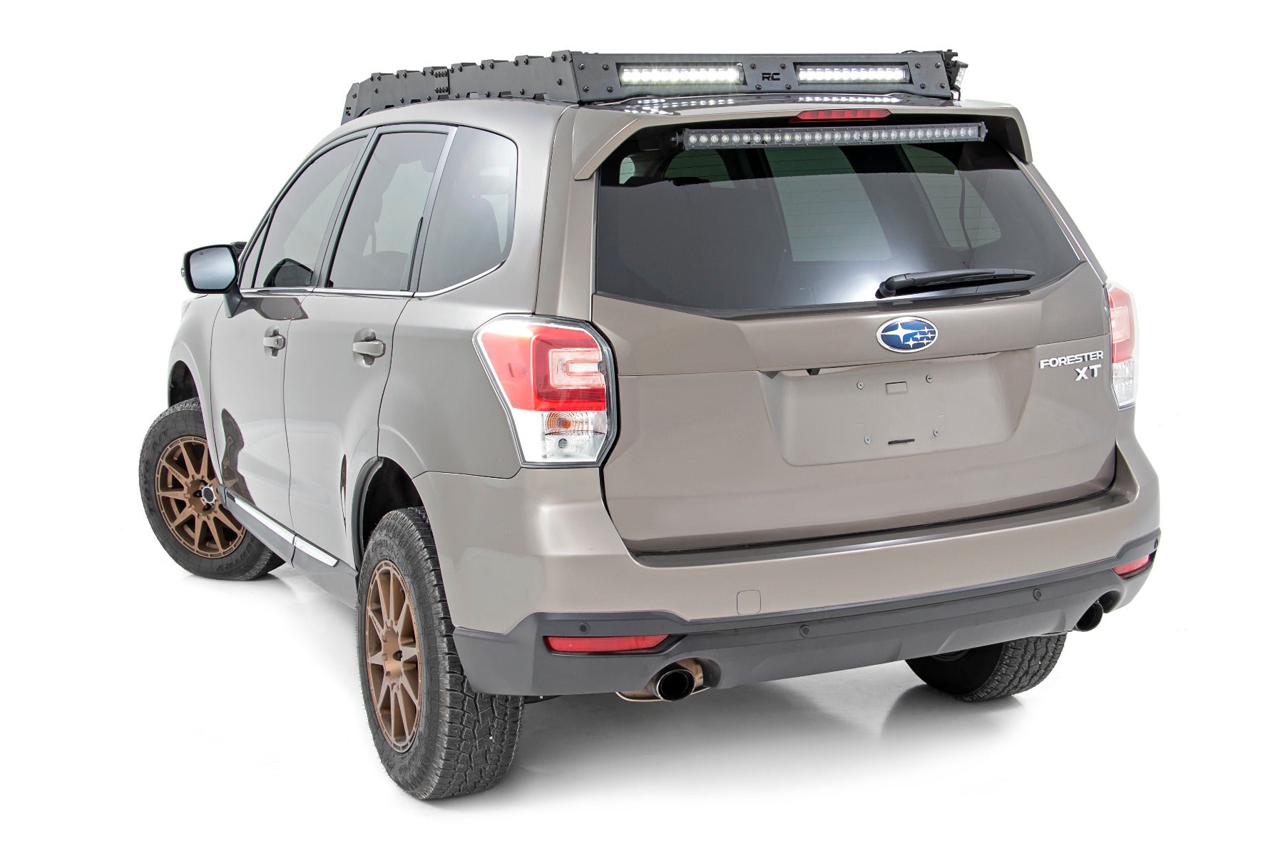 Rough Country | Roof Rack|Racks|Exterior Parts & Car Care | Subaru Roof Rack System w/Front, Rear and Side LEDs 14-18 Subaru Forester Rough Country | 70896
