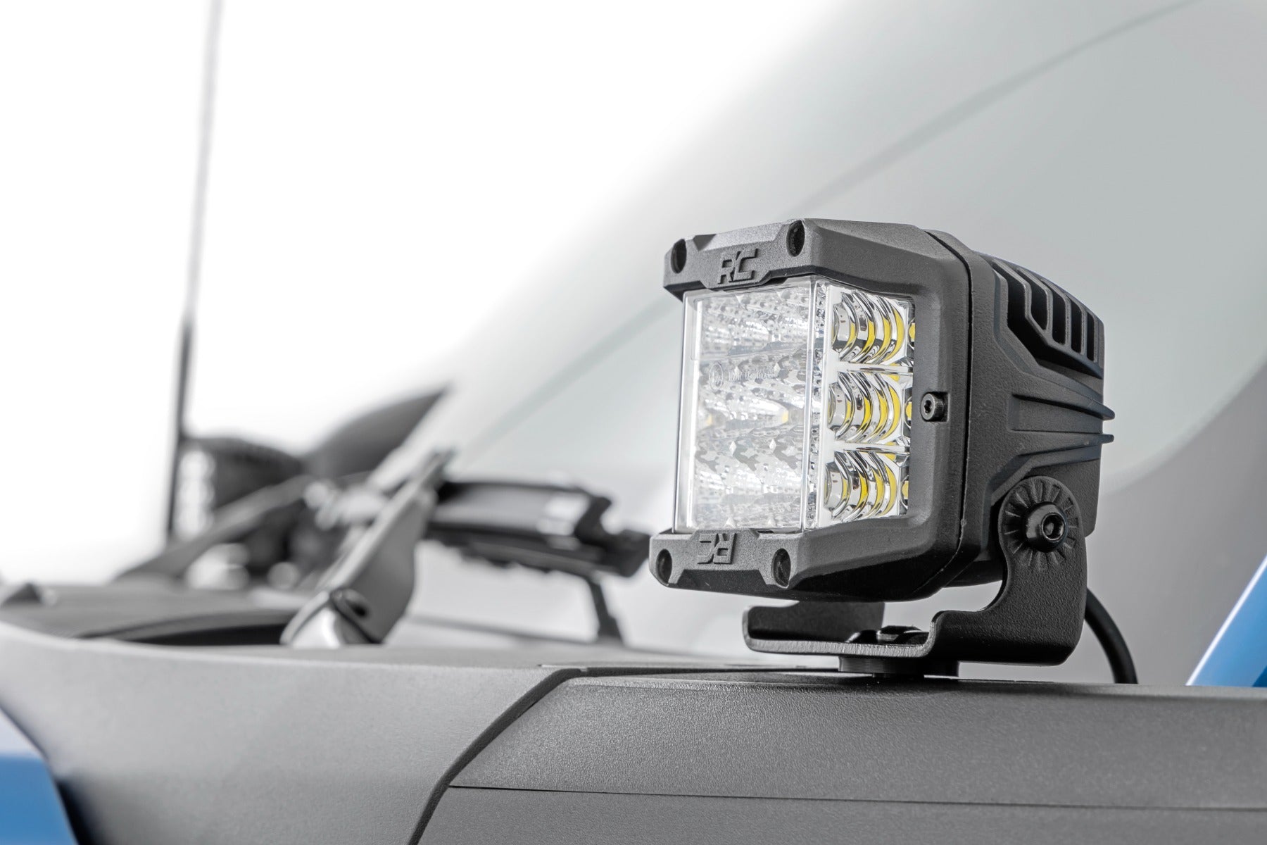 Rough Country | LED Light Bars | LED Light Ditch Mount 2 Inch Black Series Pair White DRL 21-Up Ford Bronco Rough Country | 71048