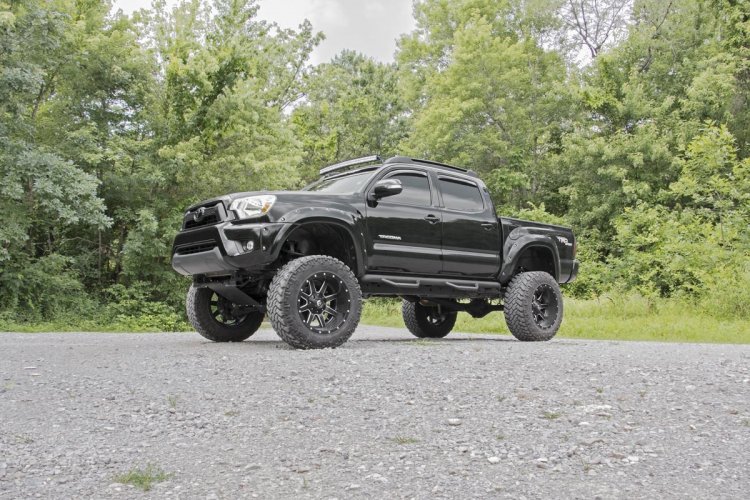 Rough Country | Lift Kits | 6.0 Inch Toyota Suspension Lift Kit w/ Vertex Coilovers and V2 Shocks (05-15 Tacoma 4WD/2WD) Rough Country | 74757