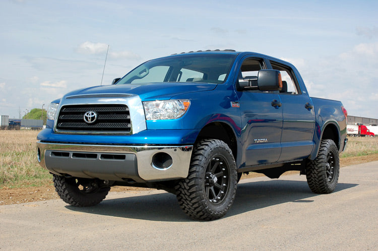 Rough Country | Lift Kits|Suspension|Suspension / Steering / Brakes | 4.5 Inch Toyota Suspension Lift Kit w/ N3 Struts and V2 Shocks For 07-15 Tundra Rough Country | 75371