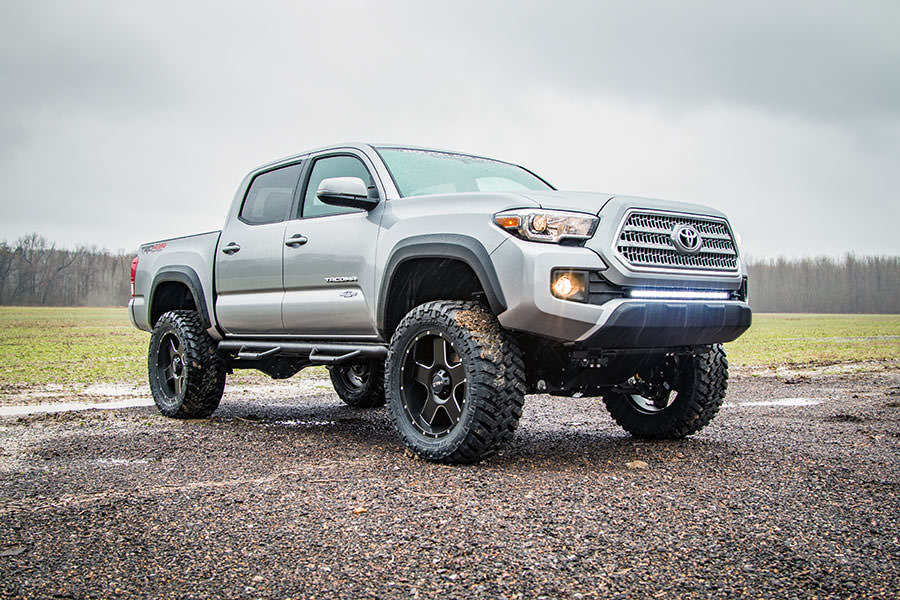 Rough Country | Lift Kits|Suspension|Suspension / Steering / Brakes | 4.0 Inch Toyota Suspension Lift Kit w/ V2 Shocks 16-20 Tacoma 4WD/2WD Rough Country | 75770