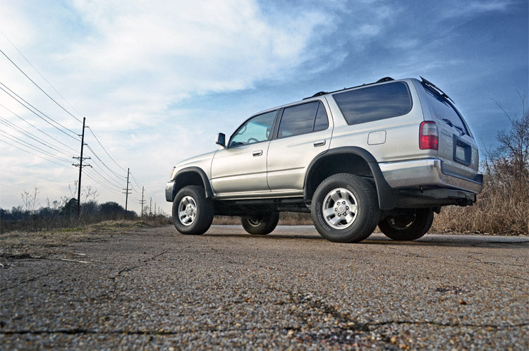 Rough Country | Lift Kits|Suspension|Suspension / Steering / Brakes | Toyota 4Runner 3 Inch Suspension Lift Kit Lifted Struts w/V2 Shocks For 96-02 Toyota 4Runner Rough Country | 77171