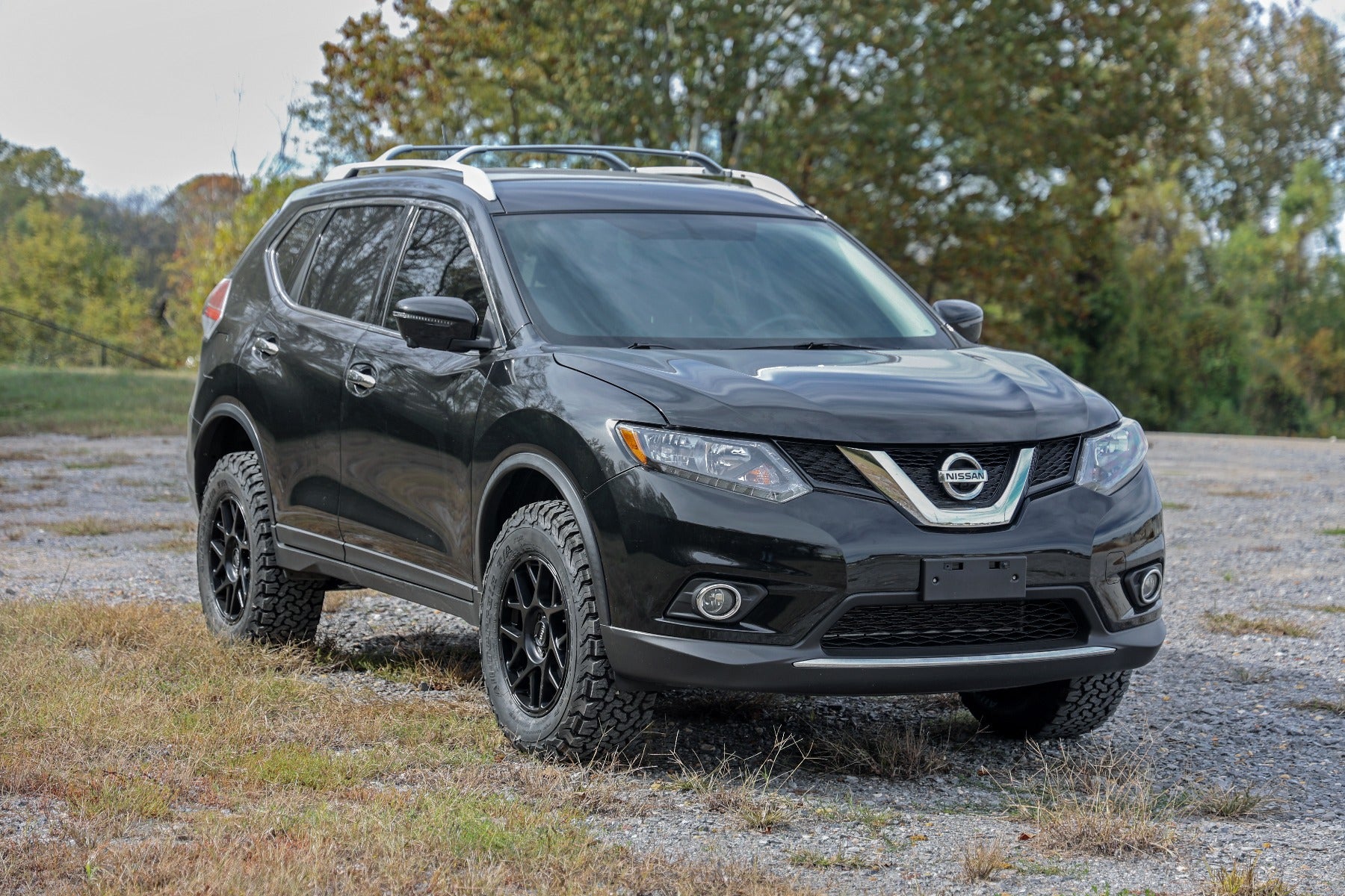 Rough Country | Lift Kits | 1.5 Inch Lift Kit Lifted Struts 14-20 Nissan Rogue 4WD Rough Country | 83331