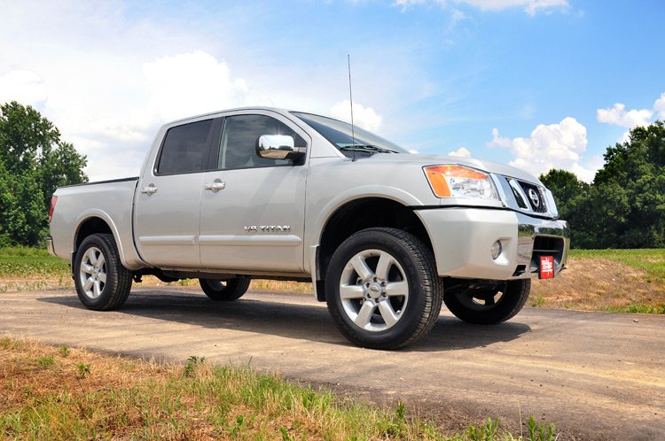 Rough Country | Leveling Kit | 2 Inch Leveling Strut Extensions Red 04-Up Titan Rough Country | 863RED