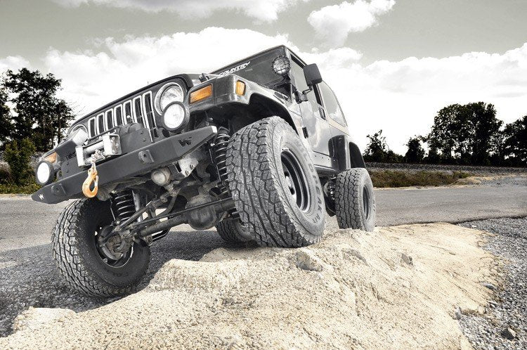 Rough Country | Lift Kits | 4 Inch Lift Kit V2 97-02 Jeep Wrangler TJ 4WD Rough Country | 90670