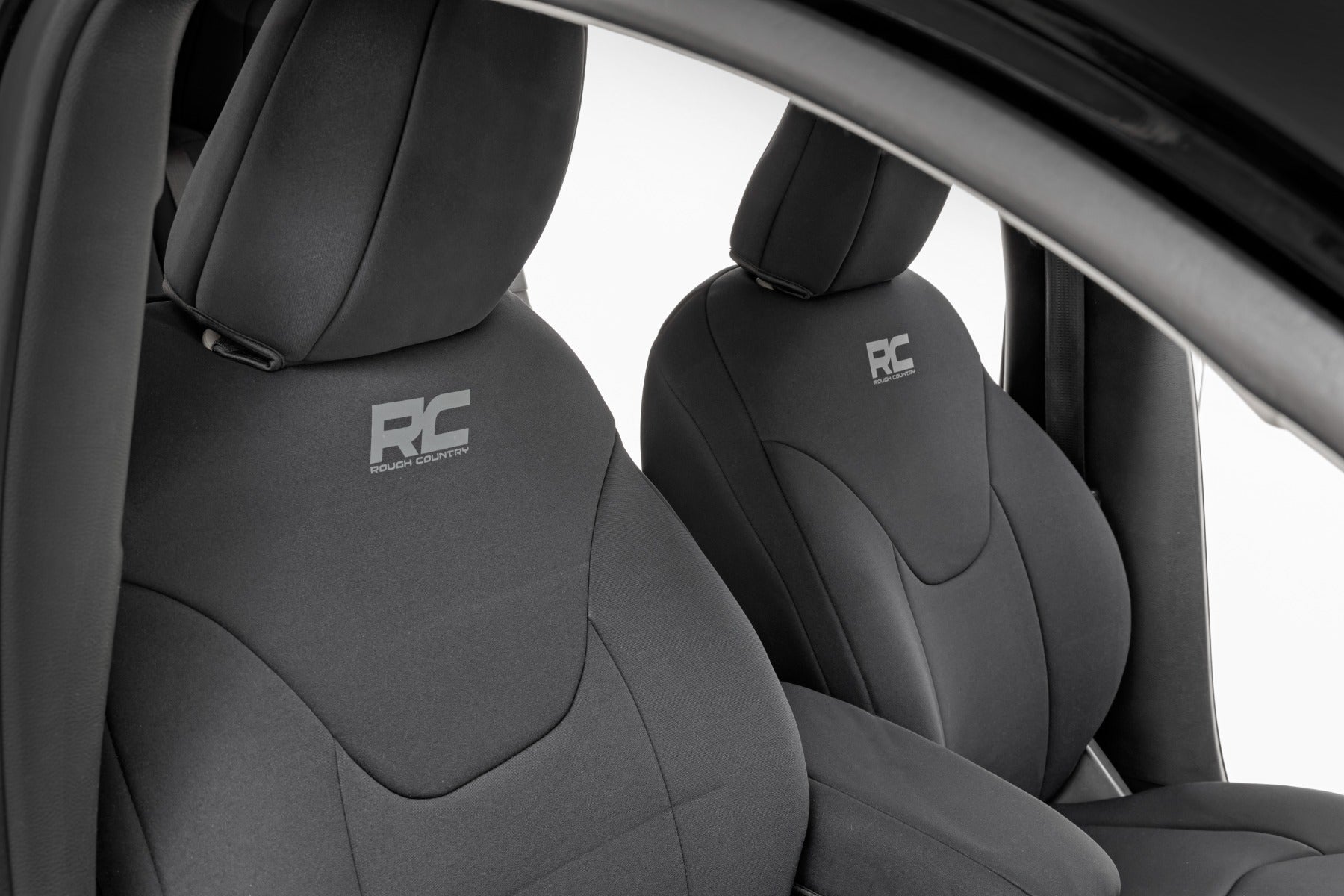 Rough Country | Seat Cover | Seat Covers Front Row and Rear Row Bench Jeep Cherokee KL 2WD/4WD (14-22) Rough Country | 91048