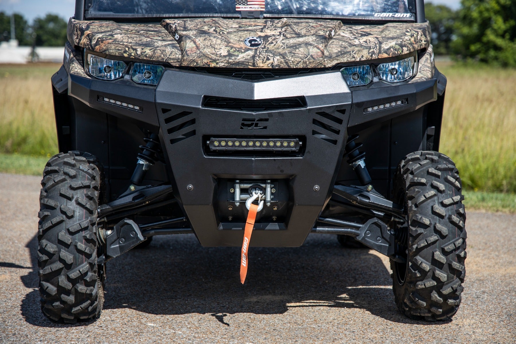 Rough Country | Front Bumpers | Front Bumper with 6 Inch Black Slimline LED Pair 16-22 Can-Am Defender Rough Country | 97068