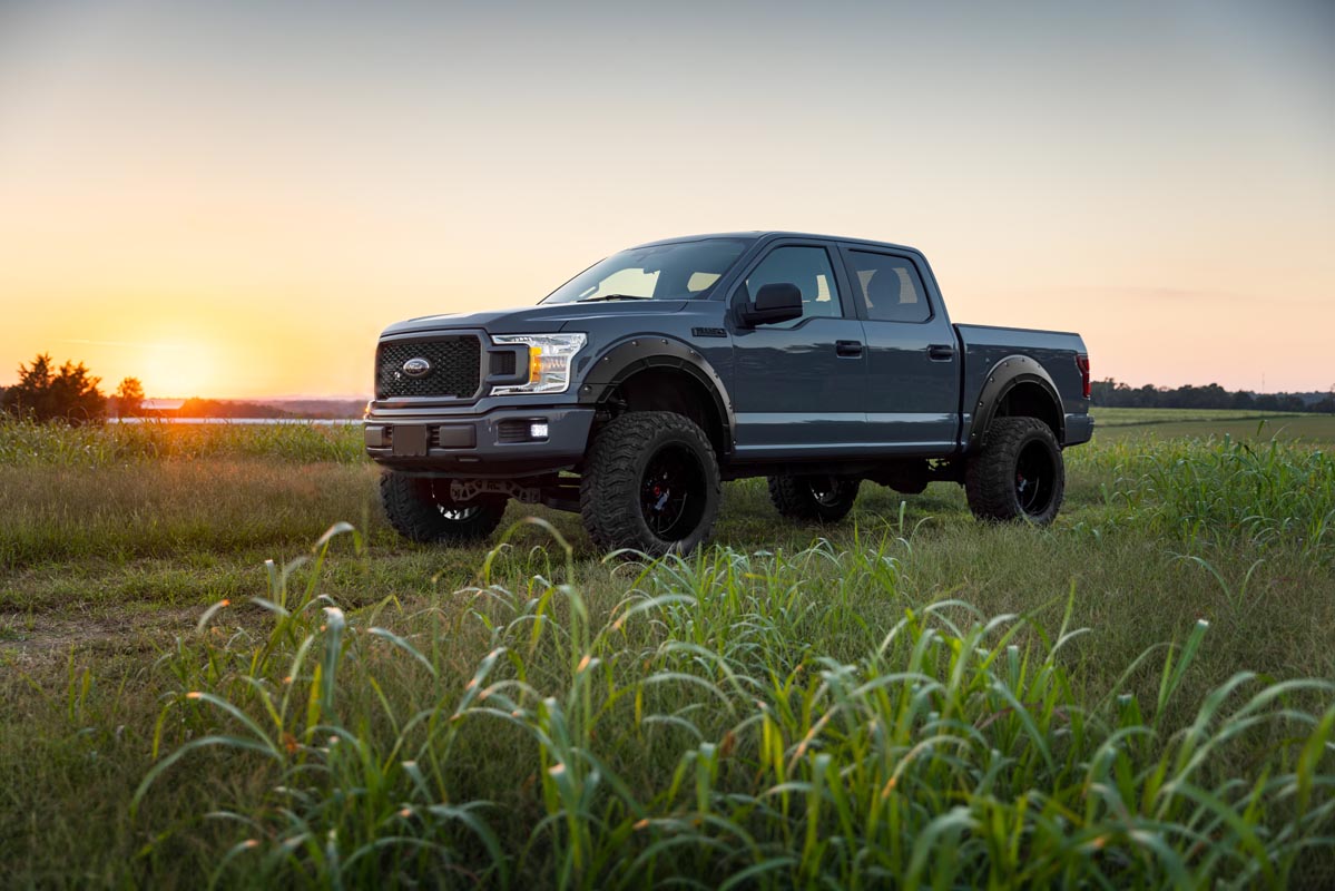 Rough Country | Fender Flares | Defender Pocket Fender Flares Flat Black Ford F-150 2WD/4WD (15-20) Rough Country | A-F11811