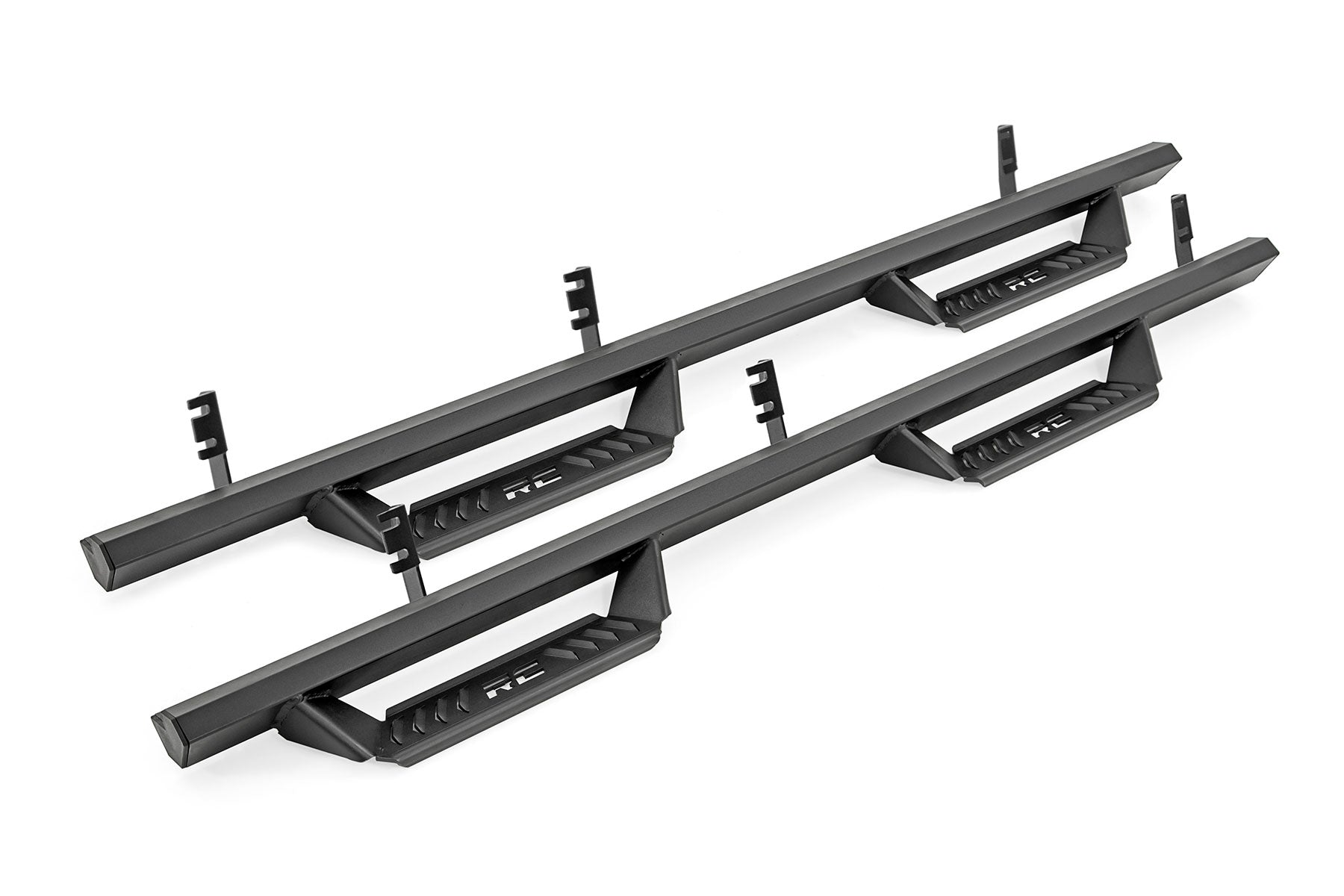 Rough Country | Side Steps | AL2 Drop Steps Crew Cab Nissan Frontier 2WD/4WD (05-23) Rough Country | AL622224