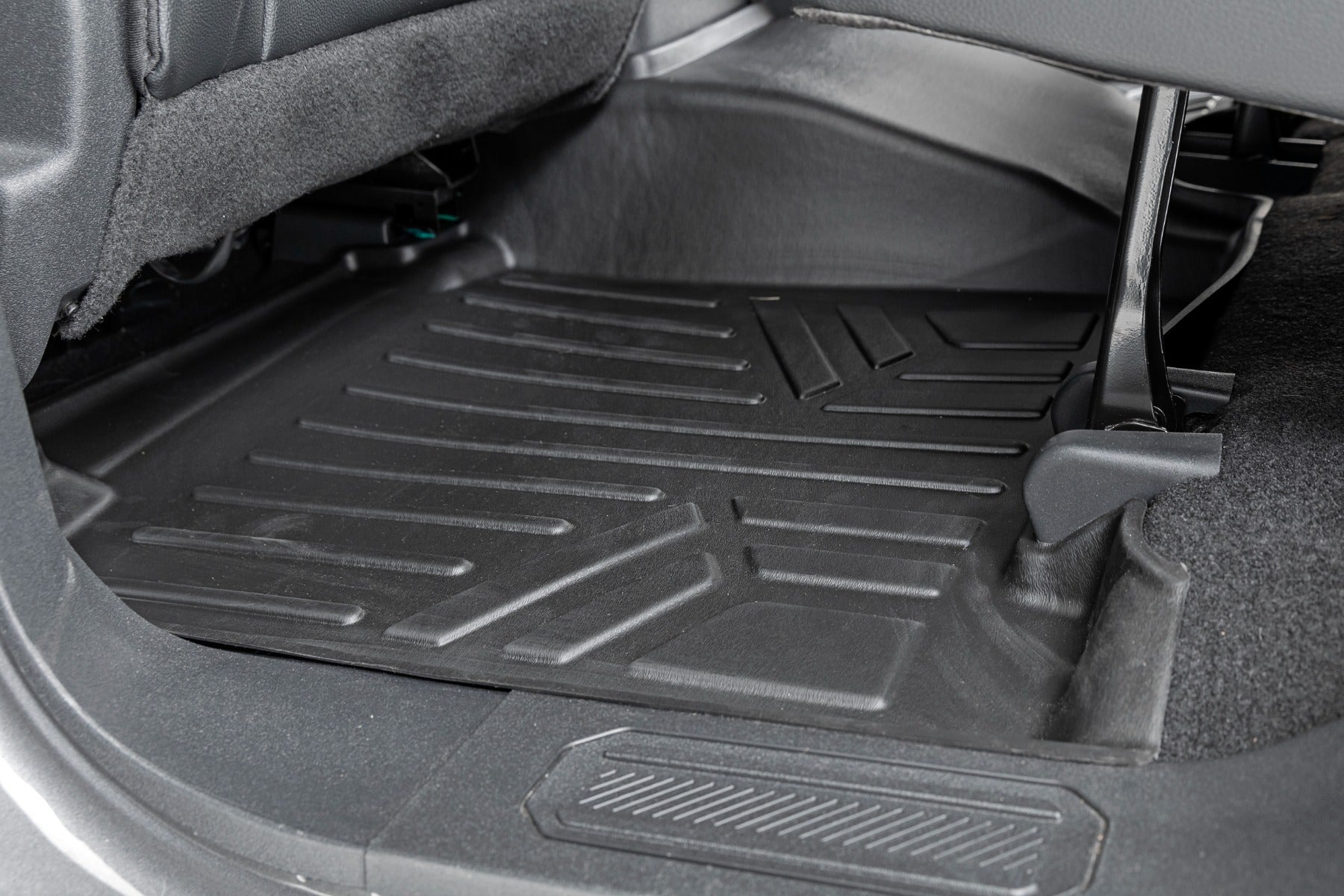 Rough Country | Floor Mats/Liners | Floor Mats Front and Rear Bucket Set 21-Up Ford Bronco 4-Door Rough Country | M-51602