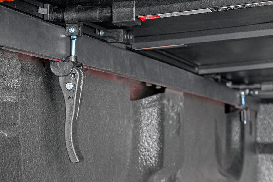 Rough Country | Tonneau Covers|Truck Bed|Exterior Parts & Car Care | Ford Soft Tri-Fold Bed Cover 17-20 F-250/F-350 Super Duty-6.5 Foot Bed Rough Country | RC44517650