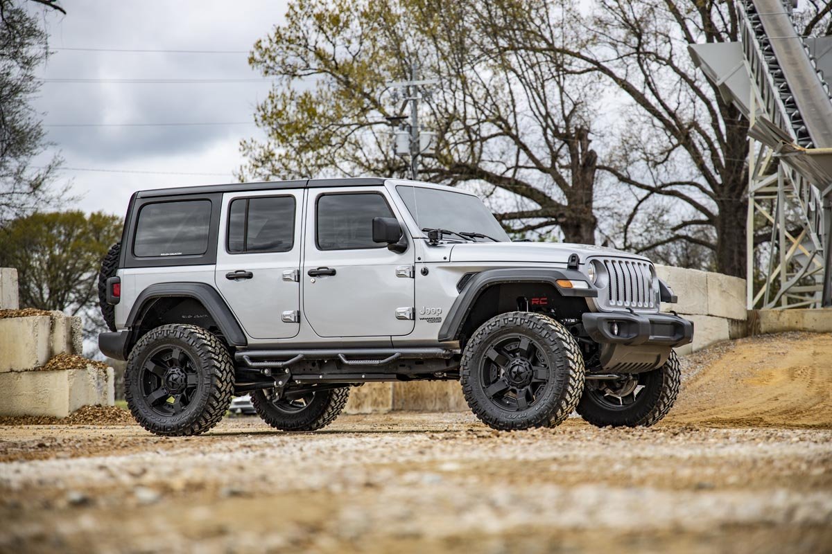 Rough Country | Body Lift | 1.25 Inch Jeep Body Lift Kit 18-20 Wrangler JL Rough Country | RC614