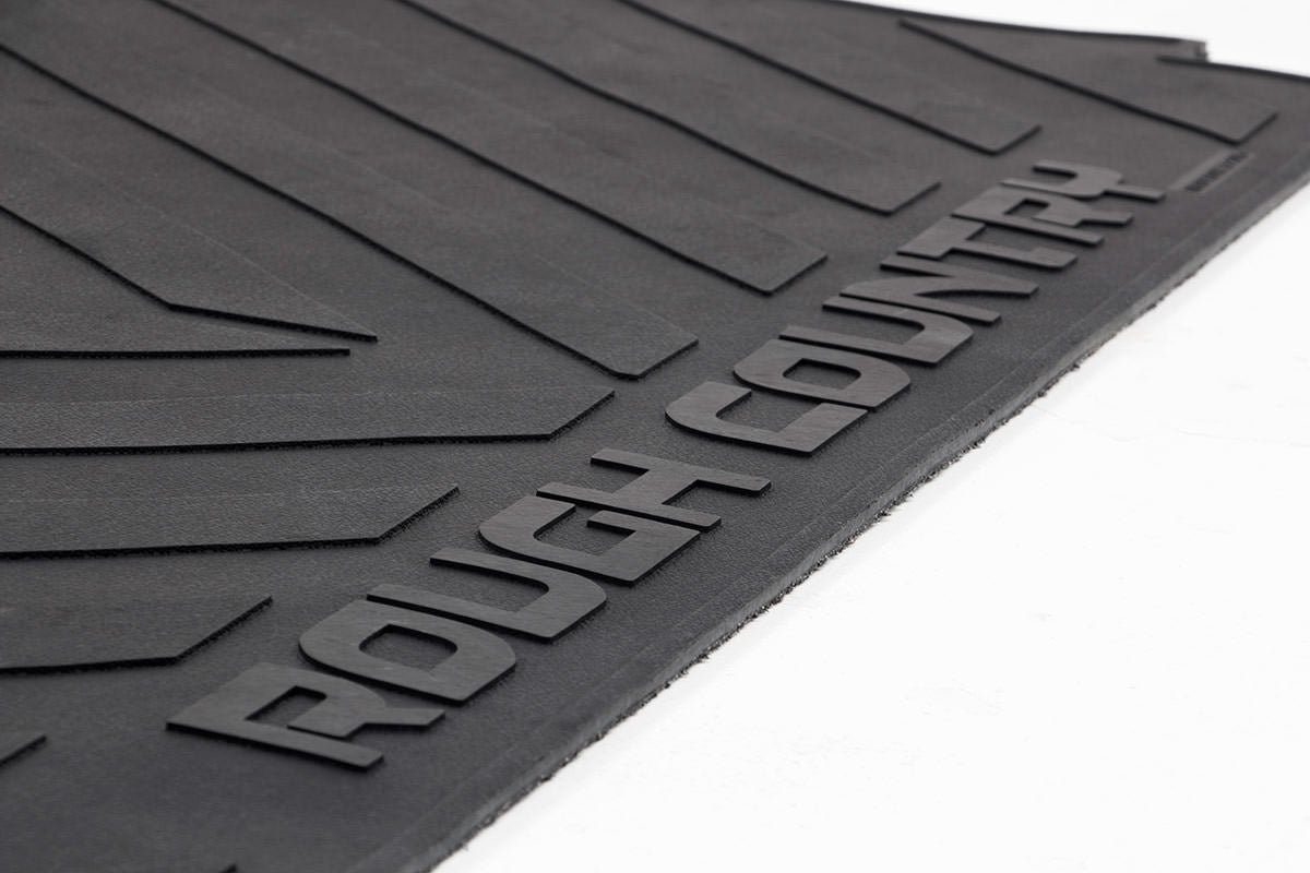 Rough Country | Truck Bed Mat | GM Bed Mat RC Logos 07-18 1500 / 07-19 HD PU - 6 Foot 6 Inch Bed Rough Country | RCM670