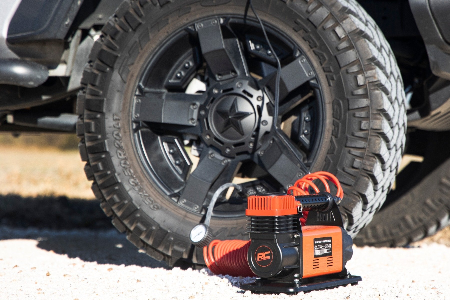 Rough Country | Air Compressor | Air Compressor w/Carrying Case Rough Country | RS200
