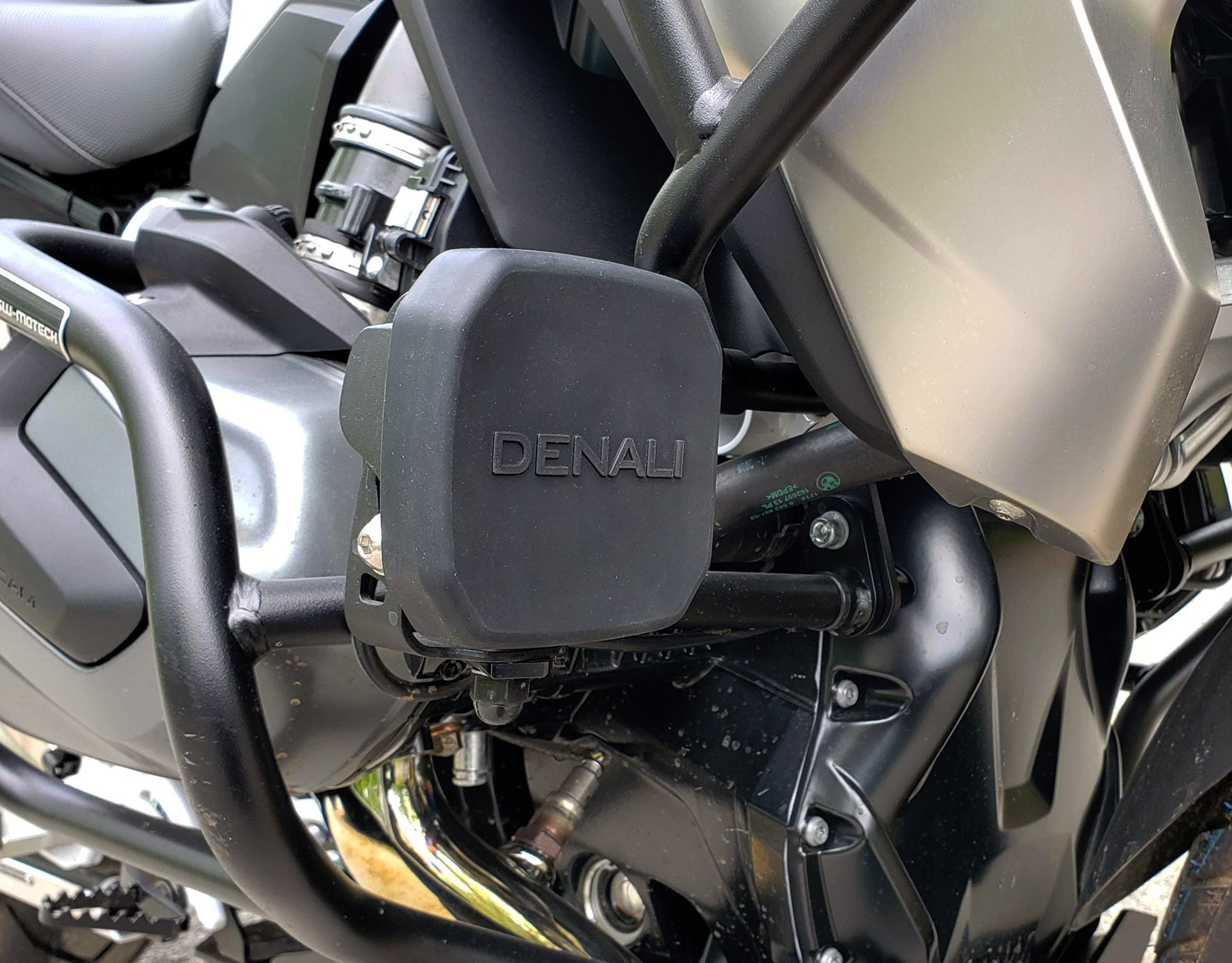 DNL.D4.10300 DENALI Slip-On Blackout Cover Kit for D4 LED Lights